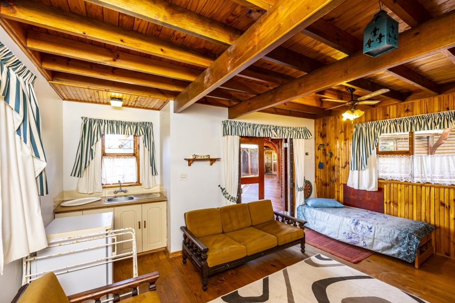 10 Bedroom Property for Sale in Cintsa East Eastern Cape